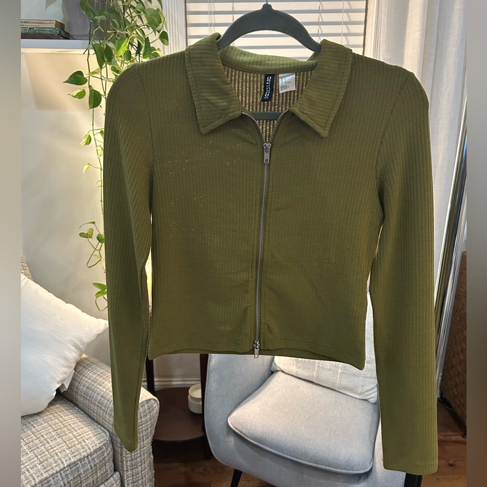 H&M Olive Green Zip Up Ribbed Collar Long Sleeve Shirt